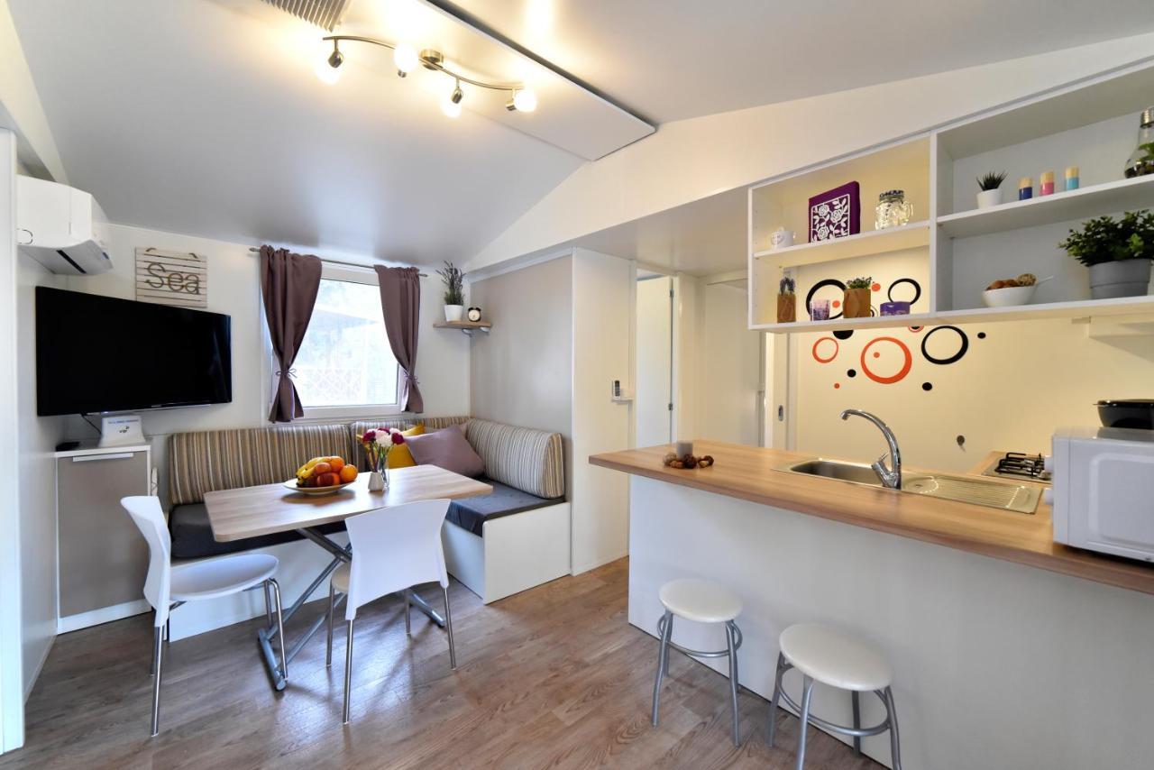 ביוגראד נה מורו Mobile Home Posidonija מראה חיצוני תמונה